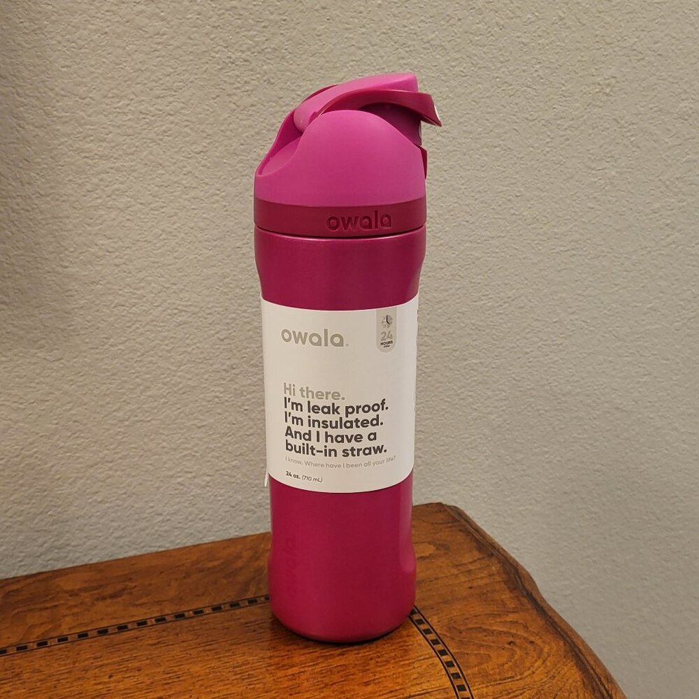 Owala READ MY LIPS 24oz All Pink Valentine Release NWT Limited Edition FreeSip